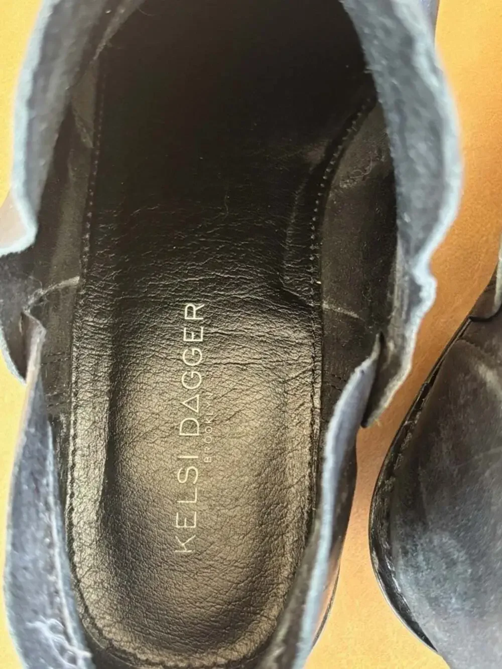 Kelsi Dagger sleek black